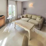 2 Bedroom Cozy In Saint-laurent-de-la-ca * Saint-Laurent-de-la-Cabrerisse