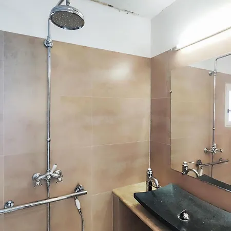 Holiday home Amazing In Saint-laurent-de-la-ca With Wifi Saint-Laurent-de-la-Cabrerisse