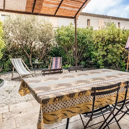 Amazing In Saint-laurent-de-la-ca With Wifi Holiday home